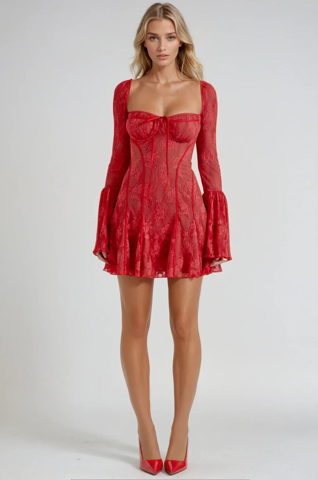 Amaya – Das romantische Spitzenkleid mit Illusionseffekt