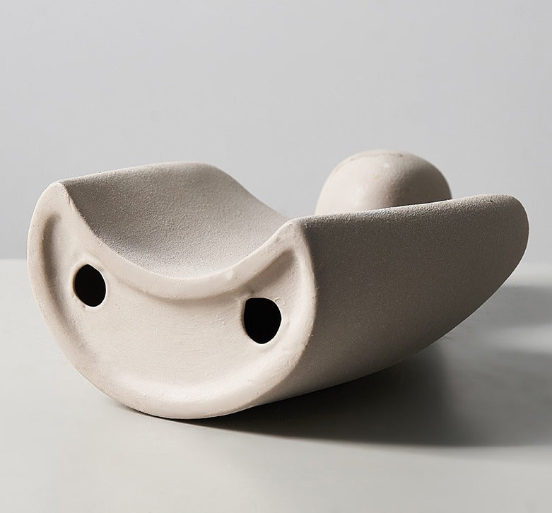 Intimate - Abstrakte keramische Skulptur - Zeitlose Eleganz und Liebe