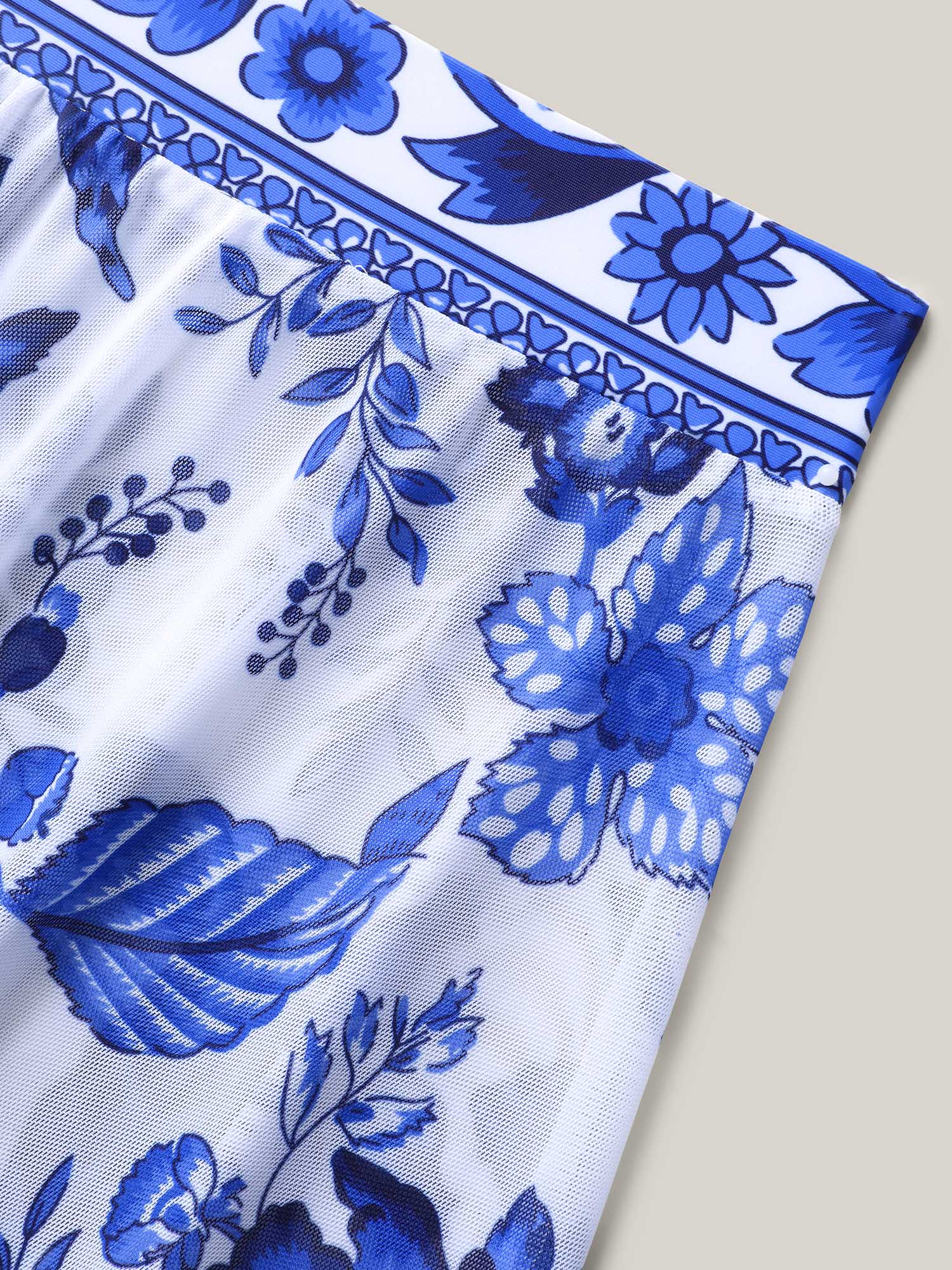 Flora™ | Zweiteiliger Badeanzug mit Blumenmuster und gerafftem Mesh, Sarong