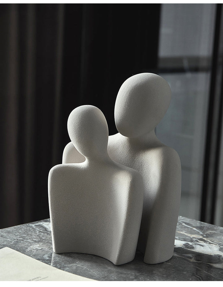 Intimate - Abstrakte keramische Skulptur - Zeitlose Eleganz und Liebe