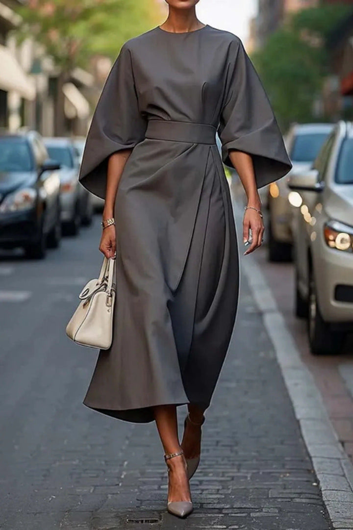 Cynthia™ | Stilvolle Kleid mit Gürtel