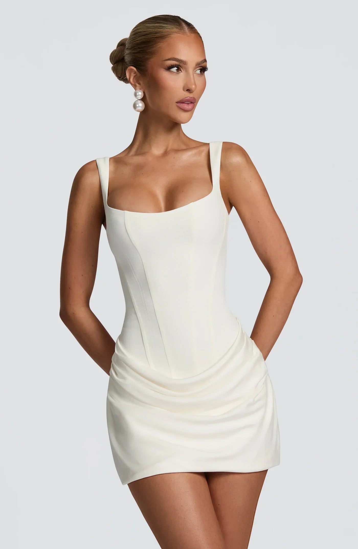 Zarah – Das Drapierte Korsett Minikleid