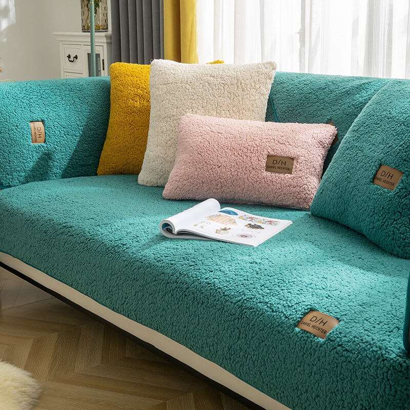 SofaSoft Deluxe| Ultrasofte Lamm-Kaschmir Sofa-Bezug – Plüsch-Effekt &amp; Rutschfest