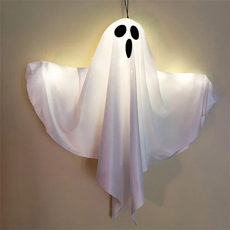 Halloweengehängte Horror-Requisiten mit Lichtern