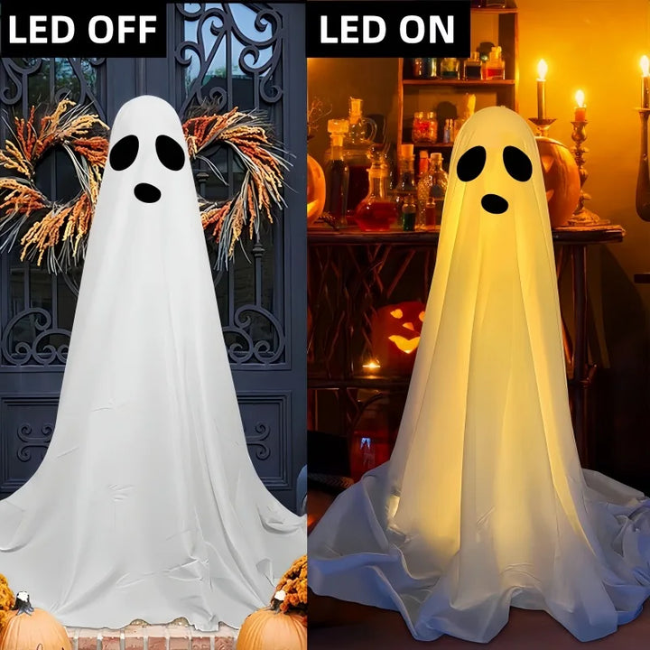Halloweengehängte Horror-Requisiten mit Lichtern