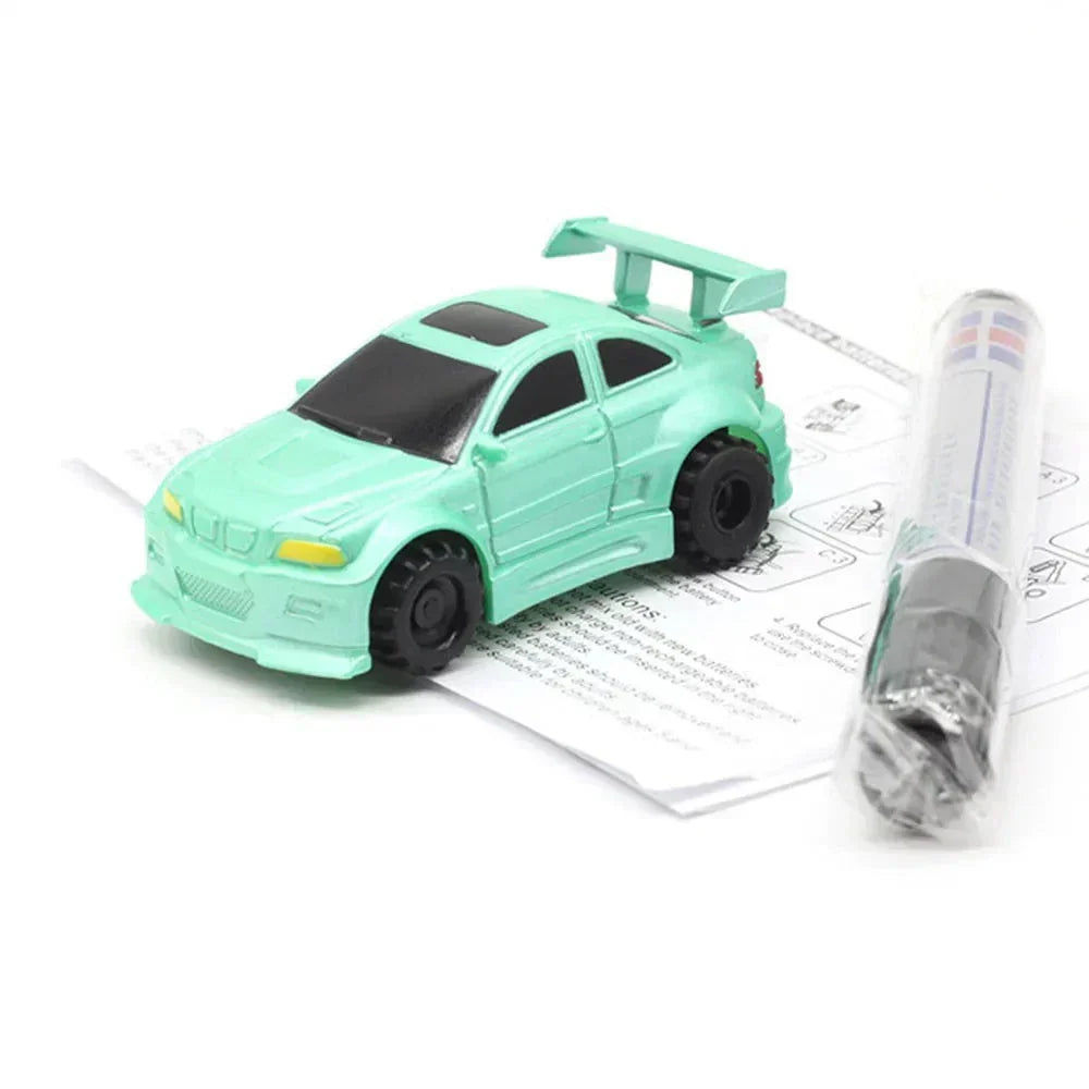 Das magische Auto, das Ihren Zeichnungen wie von Zauberhand folgt