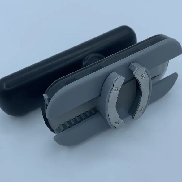 EasyTwist™ – Der Helfer zum einfachen Öffnen aller Gläser