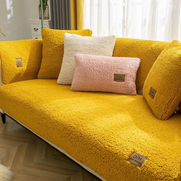 SofaSoft Deluxe| Ultrasofte Lamm-Kaschmir Sofa-Bezug – Plüsch-Effekt &amp; Rutschfest