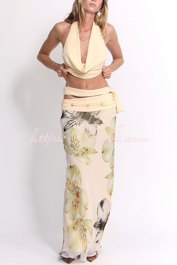 Iske| Wunderschönes Statement Cowl Neck Halter Top und florale Rüschentaille Schlitz Maxikleid-Set