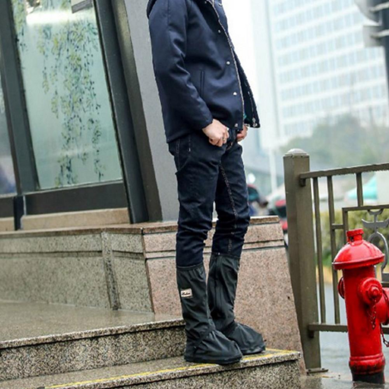 RainGuard™ | Halten Sie Ihre Schuhe trocken, auch bei Regen