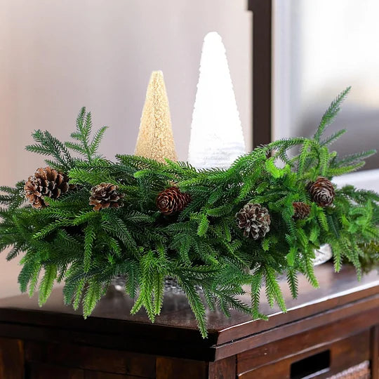 Natürliche WeihnachtsdekorationNorfolktannenast