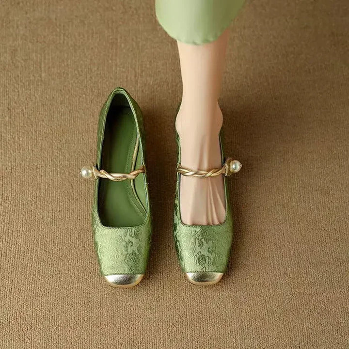 Cintha| Elegant Low-Heeled Pumps