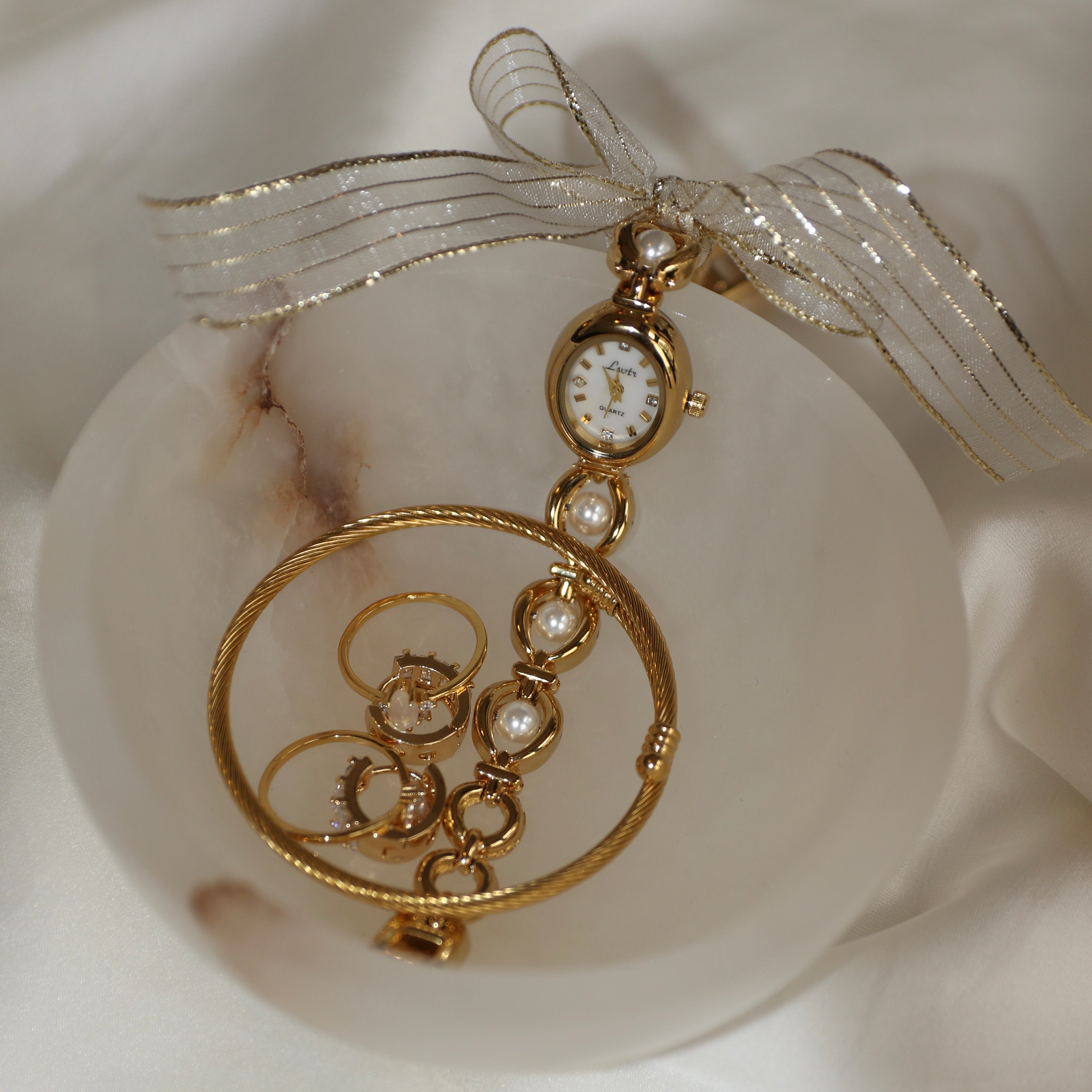 Muse Pearl Watch