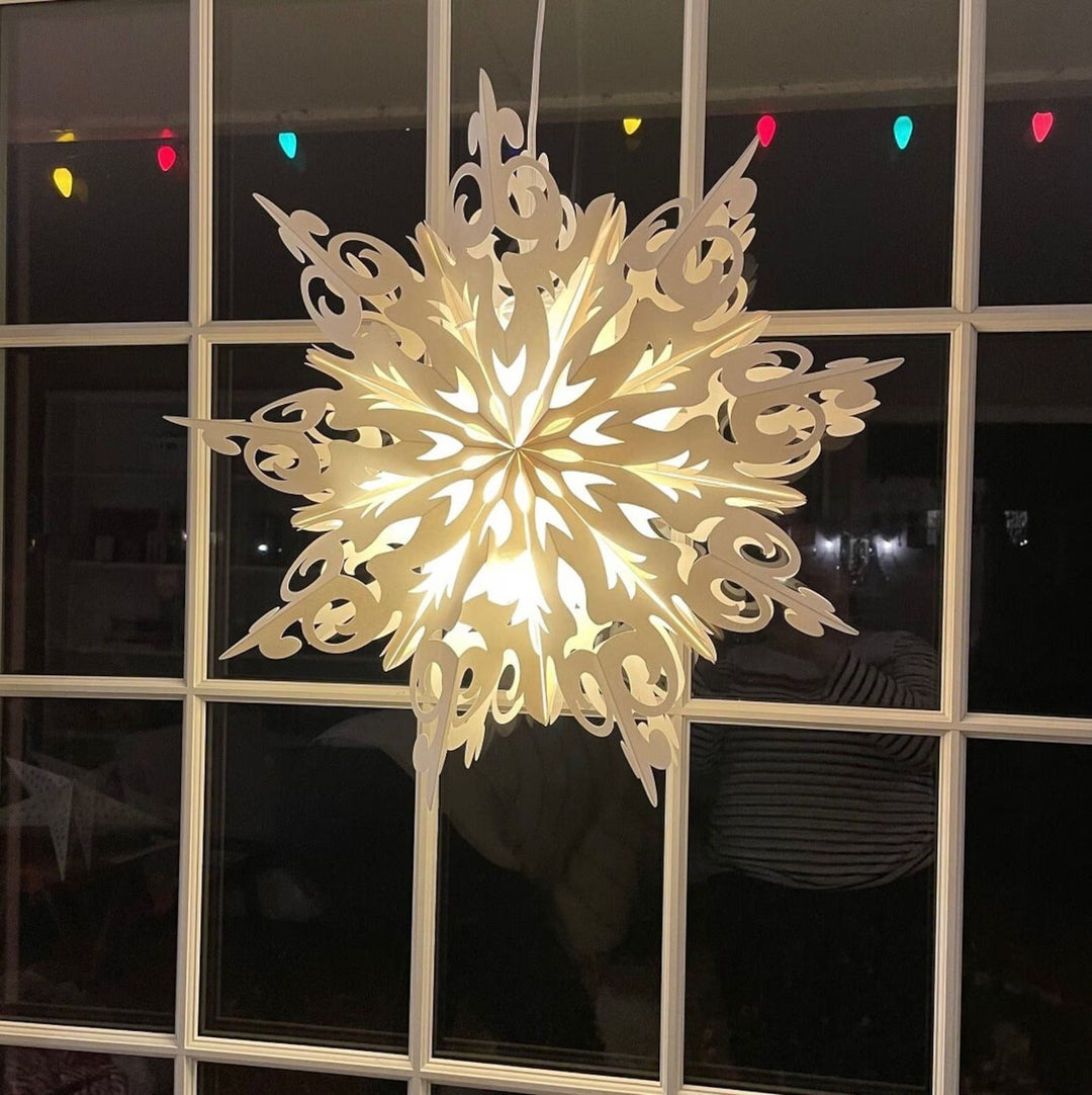 Schneeflocken Weihnachten Laterne – Warmes Licht, Winterzauber