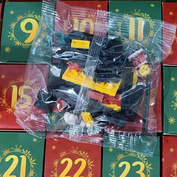 Bauklötzchen-Set Adventskalender — 24 Tage voller Bauspiel und Spielspaß