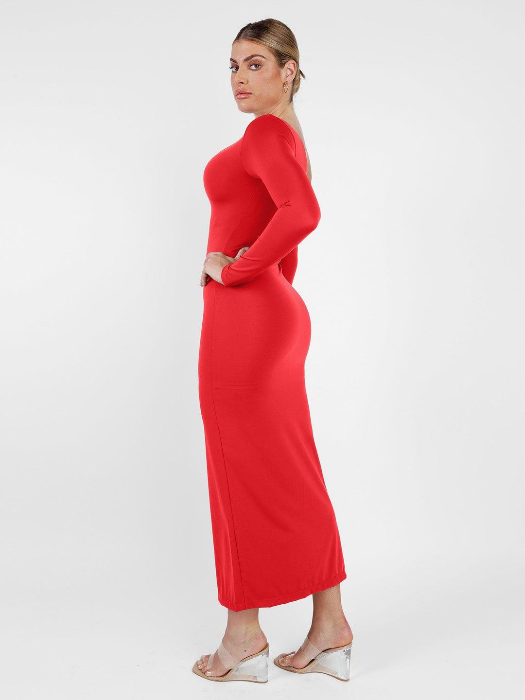 Der Shapewear-Kleid mit langem Ärmel und Schlitz