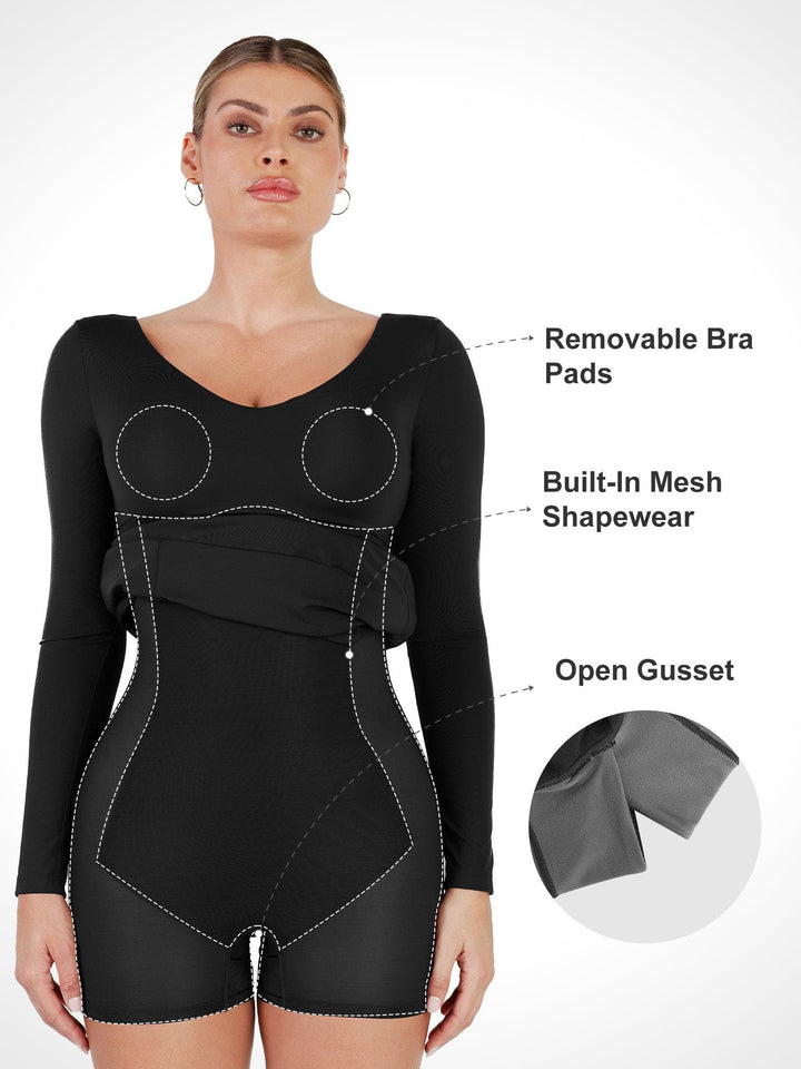 Der Shapewear-Kleid mit langem Ärmel und Schlitz