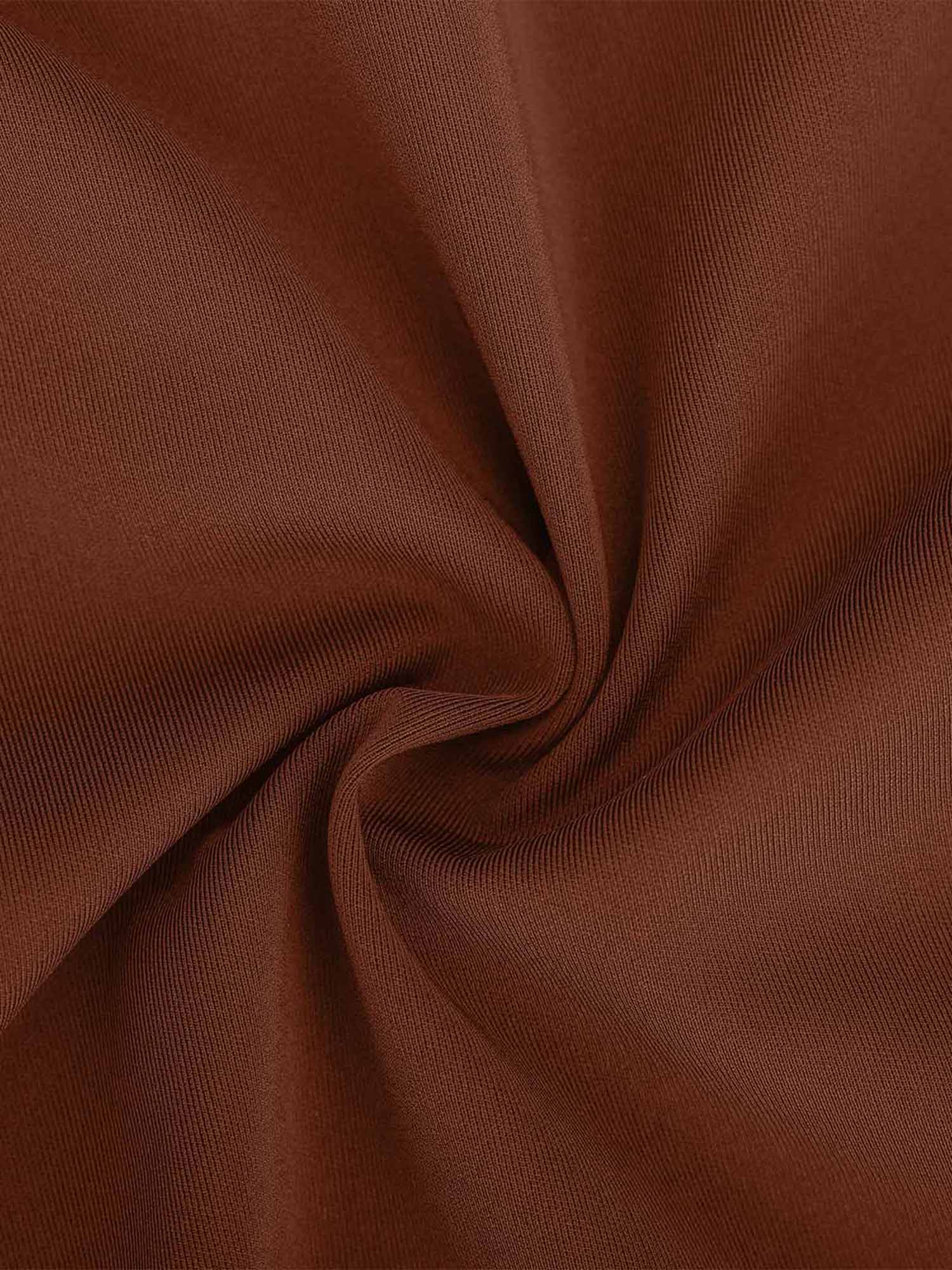 Der Shapewear-Kleid mit langem Ärmel und Schlitz