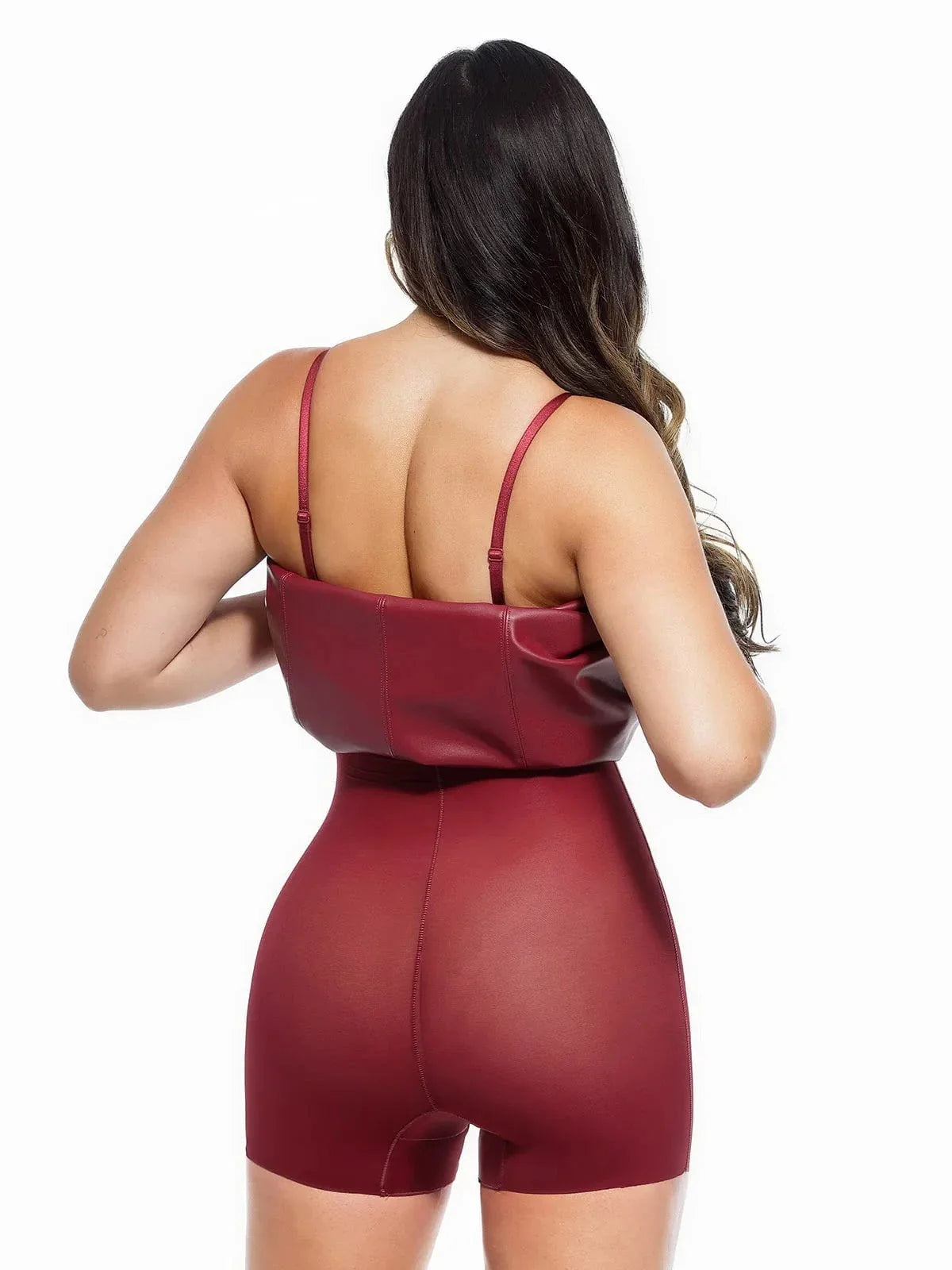 Doppel-Wear Modellierende Kunstlederkleidung