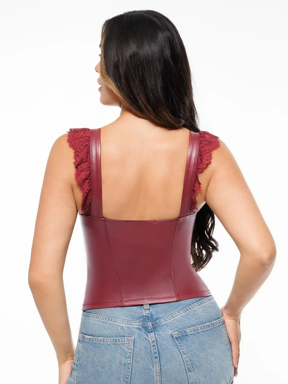 Spitzenbesetztes formendes Spaghetti-Top