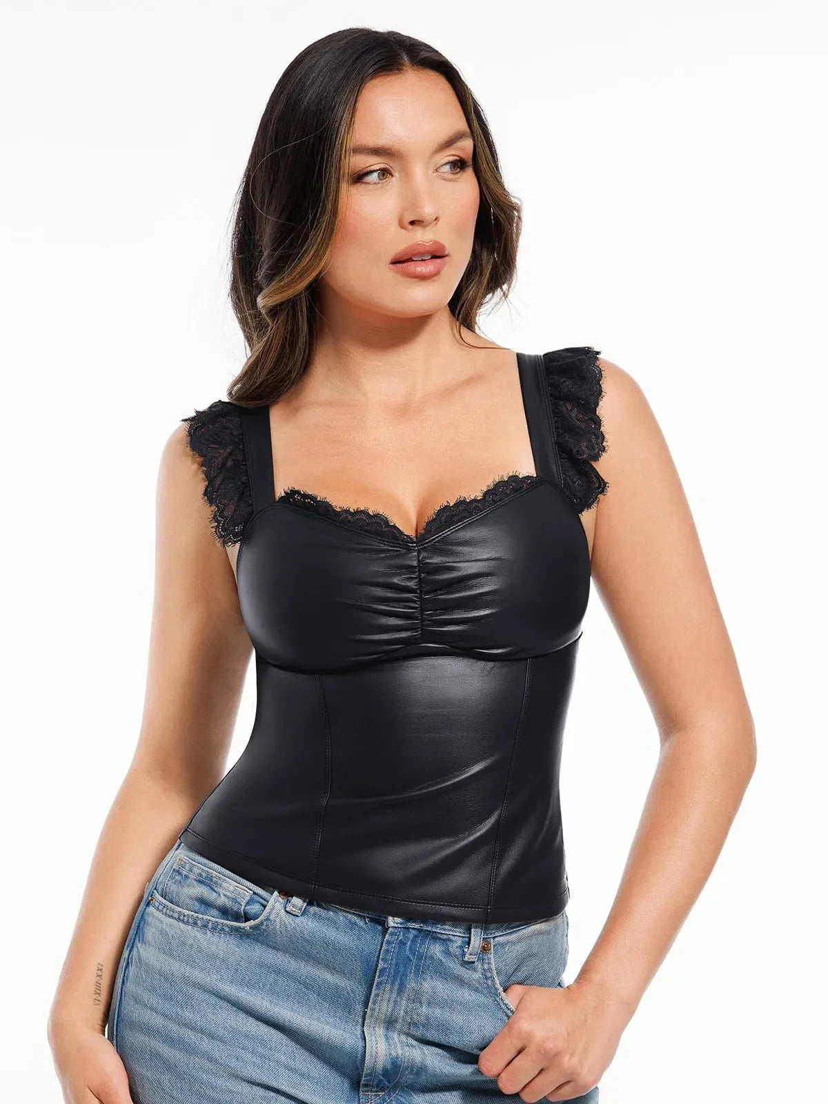 Spitzenbesetztes formendes Spaghetti-Top