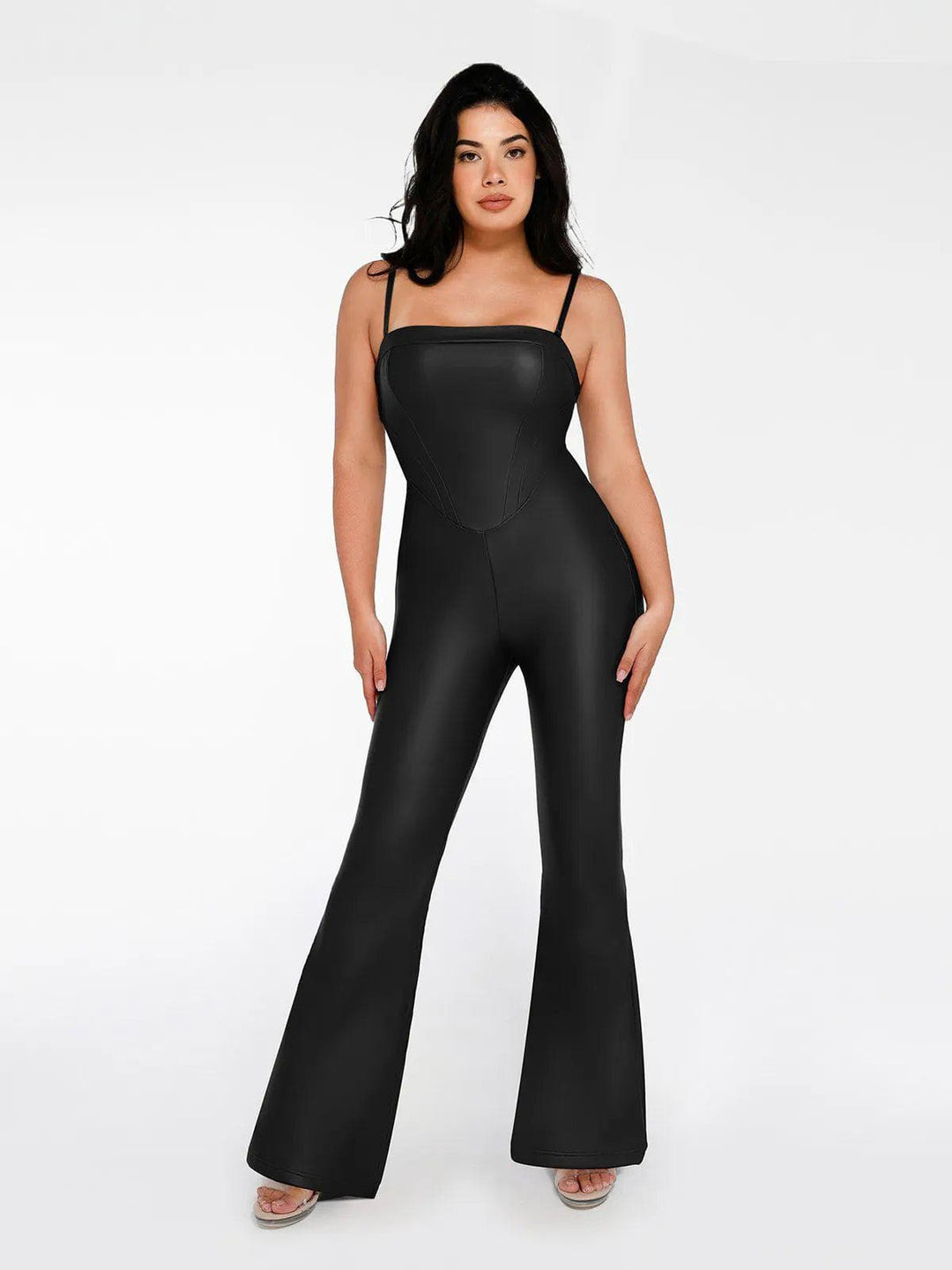 Formendes, pseudo-ledernes Korsett-Overall-Set
