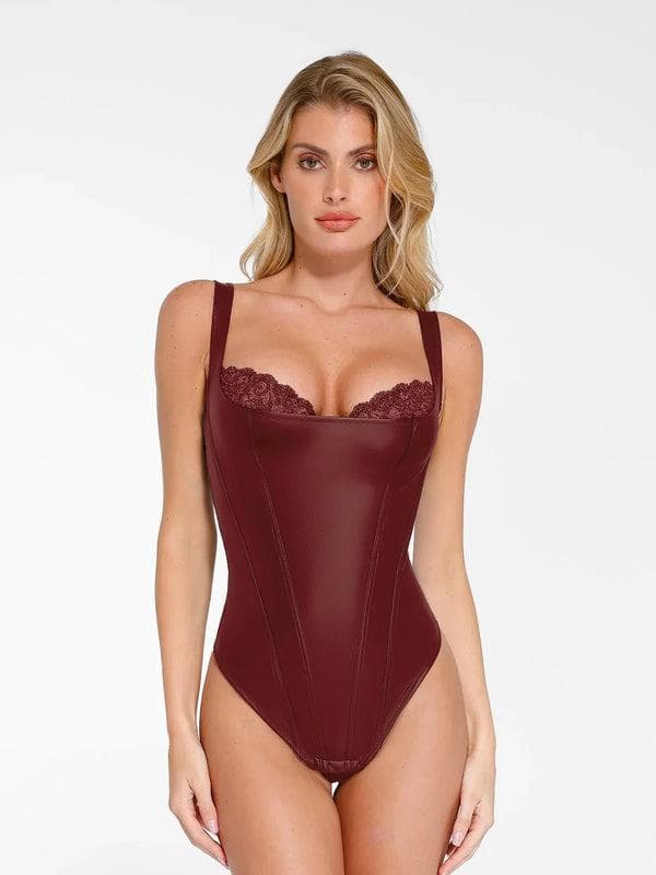 Formende Bodysuit aus Kunstleder mit Spitze im Balconette-Stil