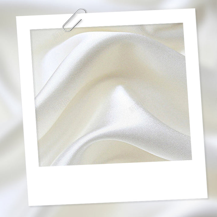 Rochella™ – Satiniertes Set mit einzigartigem Print und Quasten-Details